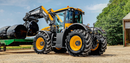 Ciągnik JCB Fastrac 4190