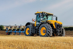 JCB Fastrac 4220