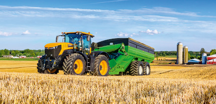 Ciągnik JCB Fastrac 8290